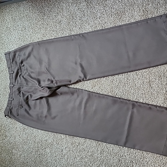 Haggar dress pants. - Picture 3 of 4